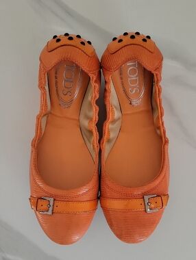 Tod's Orange Leather Buckle Ballet Flats